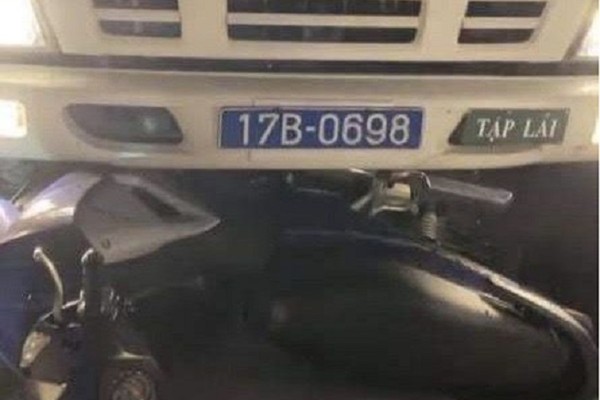 Đình chỉ giáo viên dạy lái xe ở Thái Bình bị tố đánh người