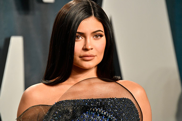Kylie Jenner bị lên án khi chỉ góp 5.000 USD dù gia tài trăm triệu đô