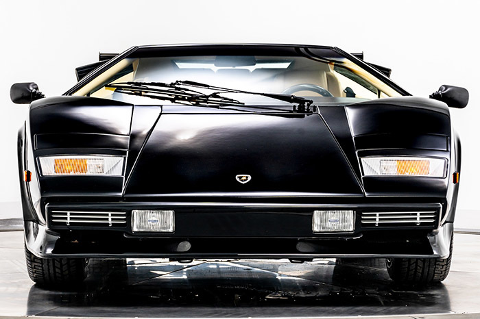 Khám phá siêu xe từng chỉ dành cho những 'Rich Kid' thập niên năm 80