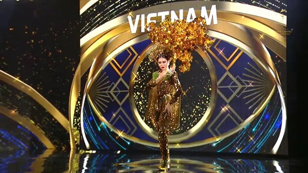 Ngọc Thảo lọt top 10 trang phục dân tộc đẹp nhất 'Miss Grand 2020'