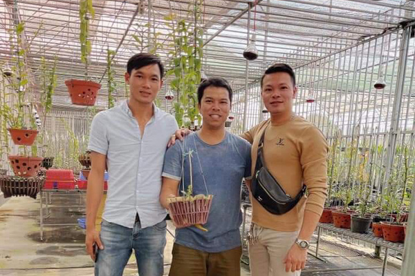 Vườn lan vạn chậu rộng ngàn m2 của ông chủ trẻ ở Lâm Đồng