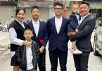 BTV Trần Quang Minh: Chăm 4 cậu con trai cũng bình thường thôi