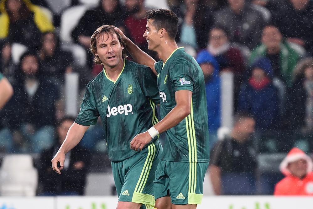 Pavel Nedved tuyên bố Ronaldo ở lại Juventus