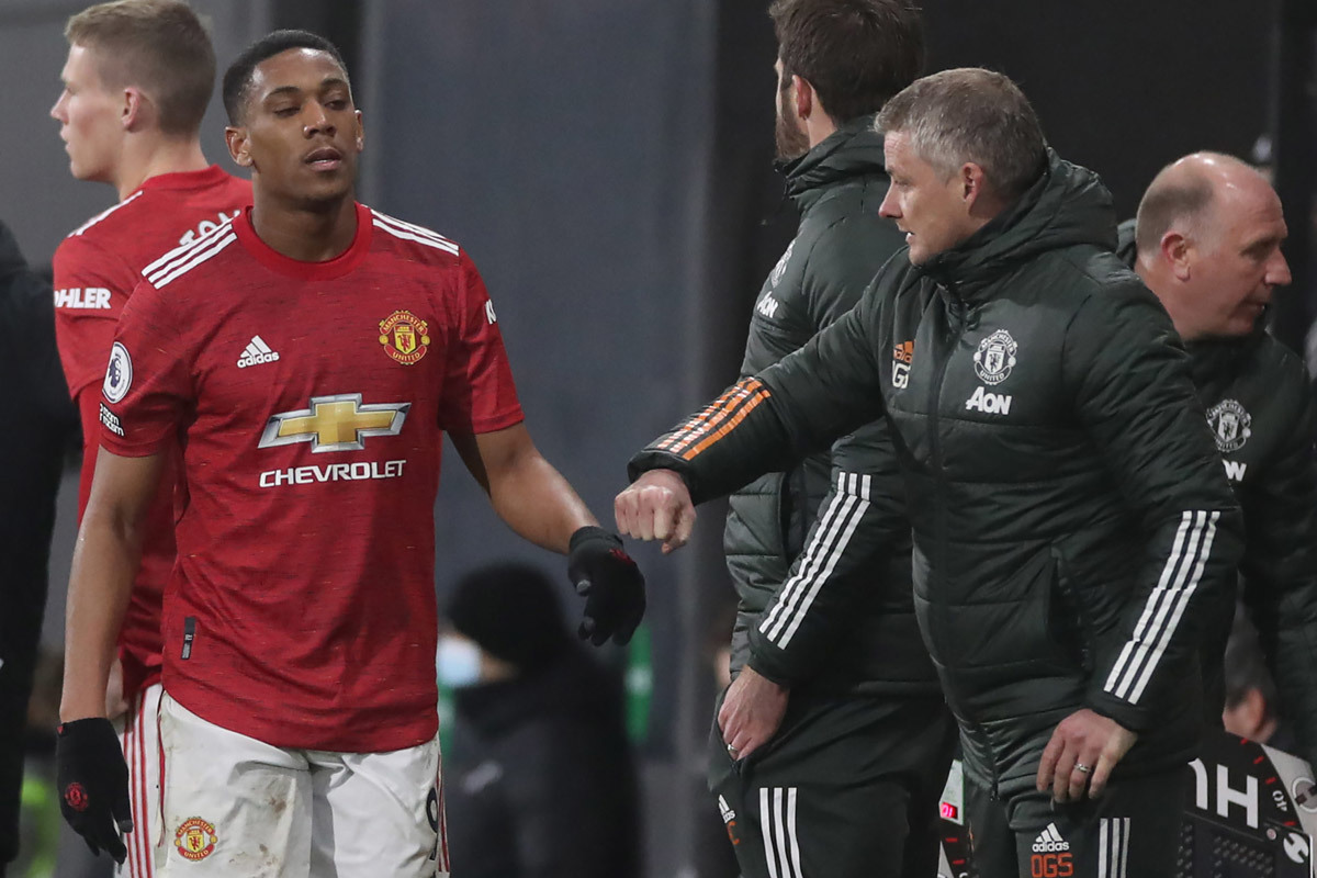 Bất mãn Solskjaer, Martial 