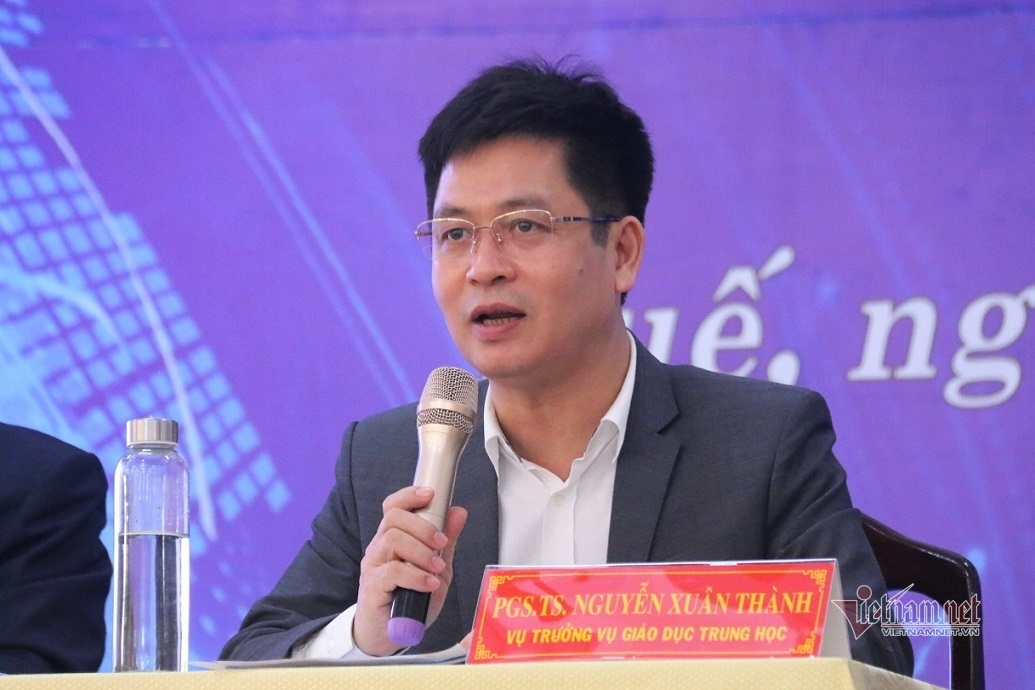 'Chỉ cần cục đất sét cũng có thể dạy STEM'