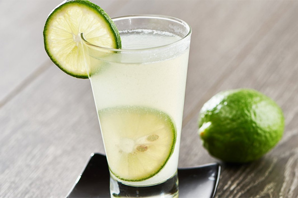 Chế độ giảm cân bằng nước chanh trong 2 tuần