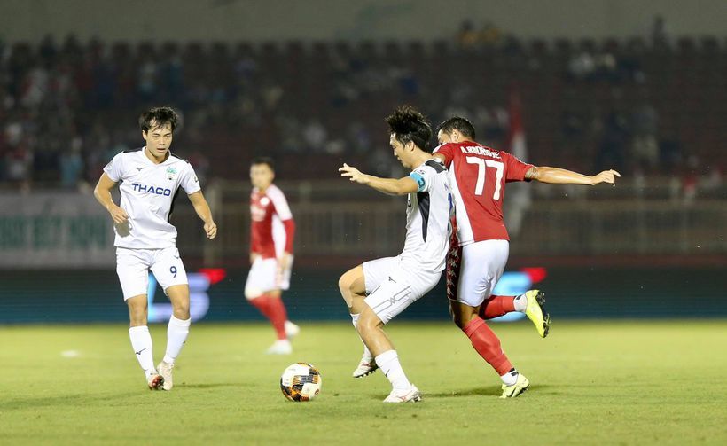 Link trực tiếp HAGL vs TPHCM 17h ngày 28/3 - VietNamNet