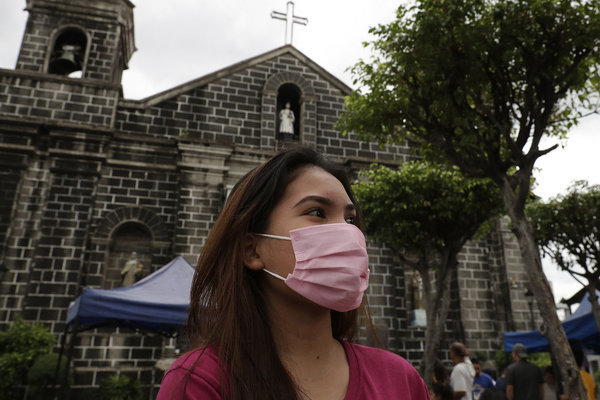 Philippines phong tỏa 24 triệu dân, Trung Quốc-UAE hợp tác sản xuất vắc-xin Covid-19