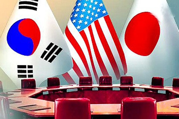 Mỹ, Nhật, Hàn lên kế hoạch họp bàn đối phó Trung, Triều
