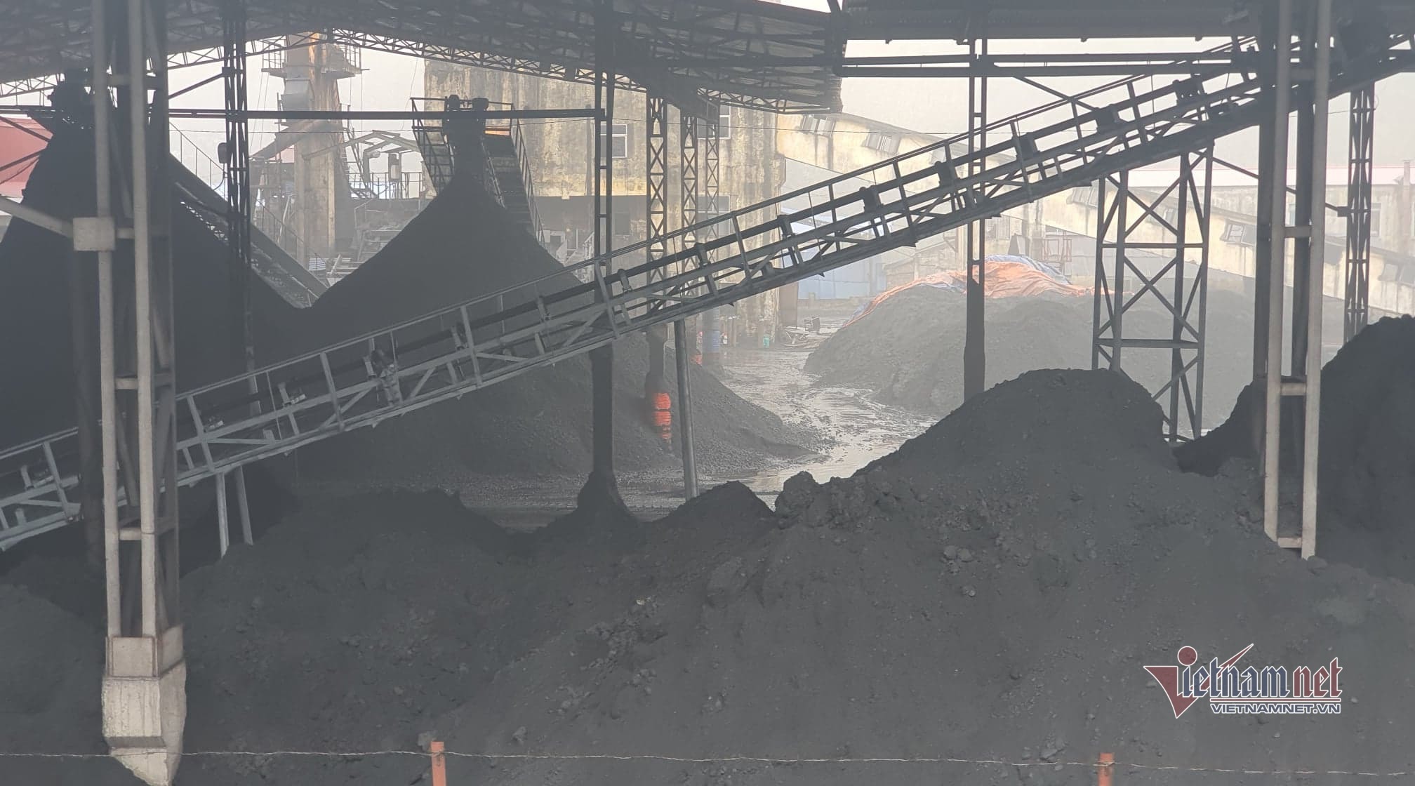Bộ TN&MT đóng cửa một phần mỏ than mỡ lớn nhất Đông Nam Á