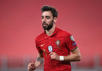 MU ‘nhận quà’ Bruno Fernandes, PSG âm thầm ký Aguero