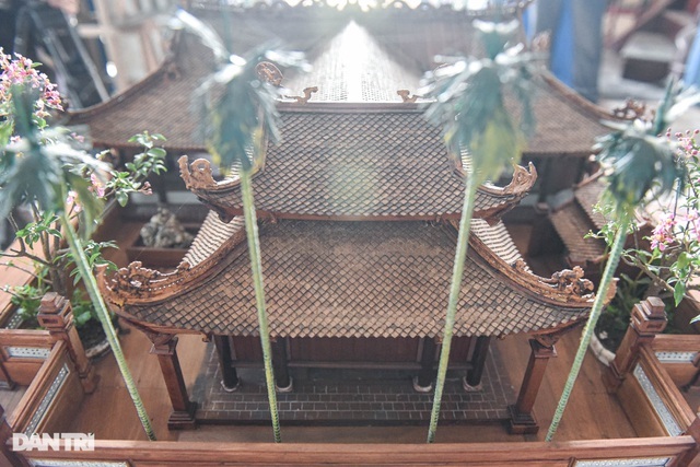 Đình làng từ gỗ gụ nhỏ nhất Việt Nam, giá nào cũng không bán