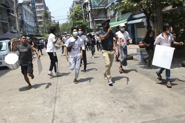 Liên Hợp Quốc lo nguy cơ xung đột, Myanmar bất ngờ tuyên bố ngừng bắn