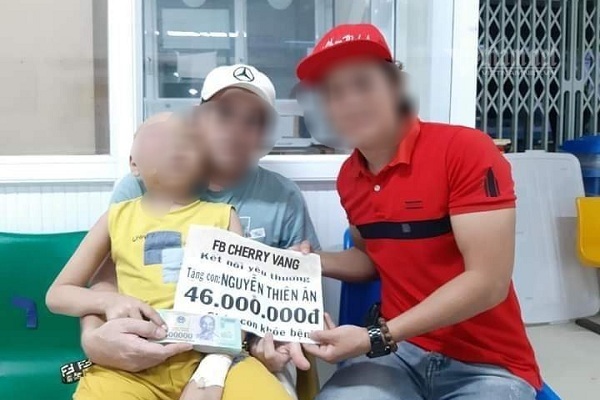 Bé bạo bệnh đã mất vẫn bị nhóm lừa đảo đăng Facebook kêu gọi từ thiện