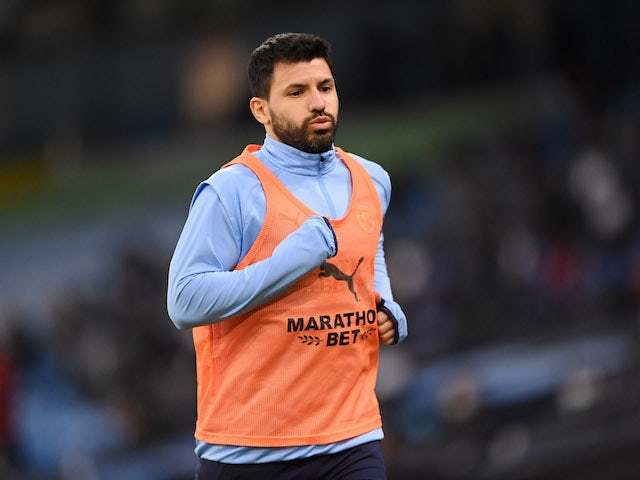 Sergio Aguero đến Barca kiểm tra y tế, nhưng chưa thể ra mắt