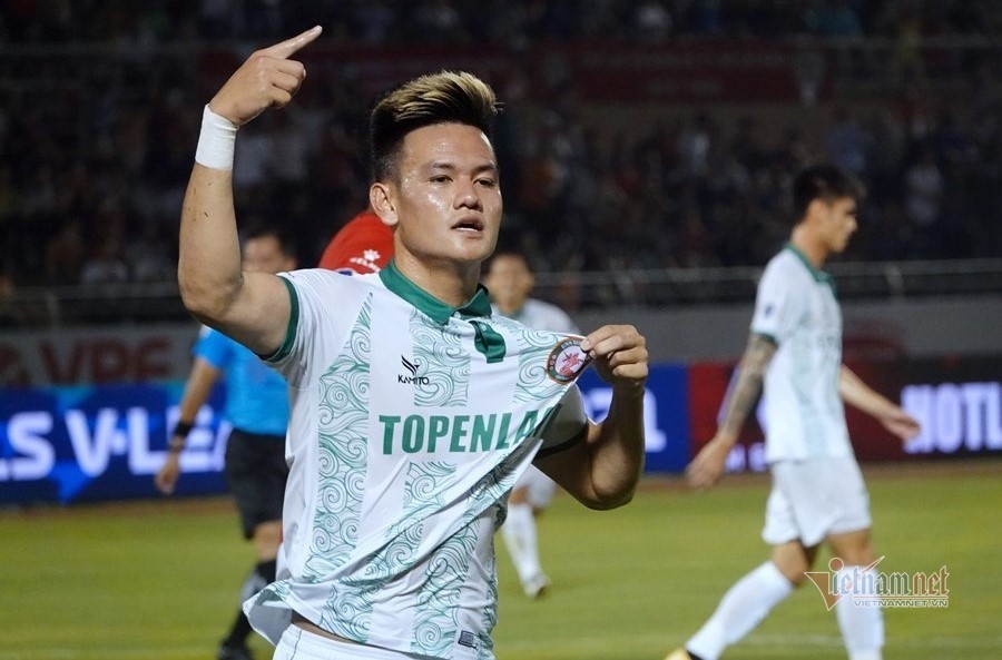 Video bàn thắng TP.HCM 1-3 Bình Định