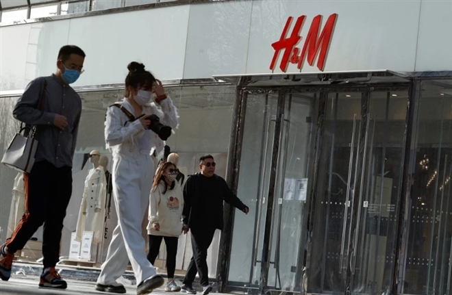 Người tiêu dùng Việt đồng loạt kêu gọi tẩy chay H&M