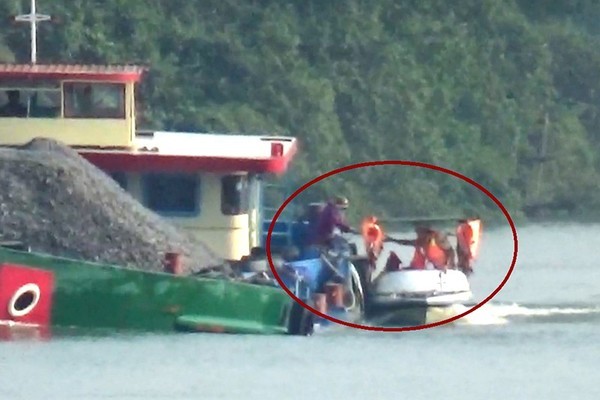 Tạm đình chỉ 3 cán bộ CSGT Bình Dương ‘làm luật’ trên sông Đồng Nai