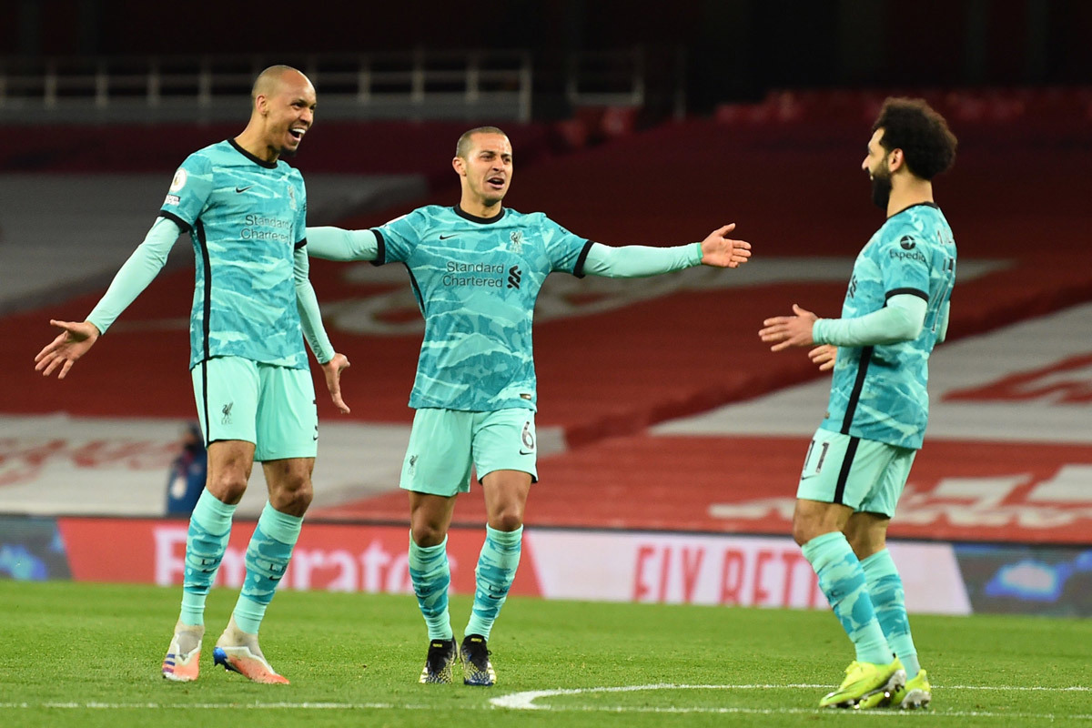 Liverpool thắng giòn Arsenal: Lời khiêu chiến Real Madrid