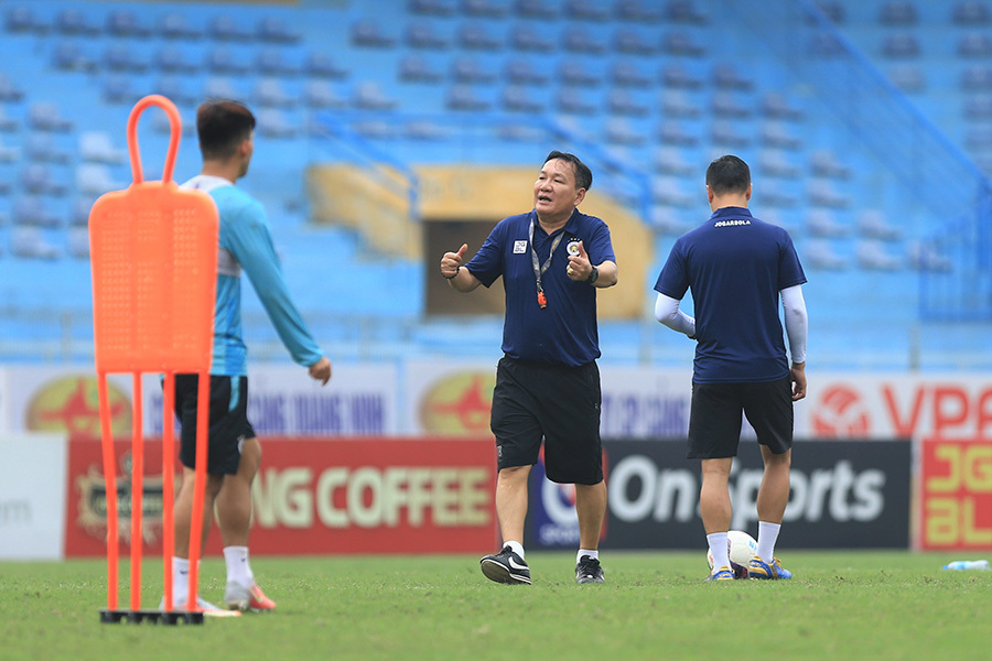HLV Hoàng Văn Phúc ra mắt, Hà Nội quyết đấu Viettel trận derby