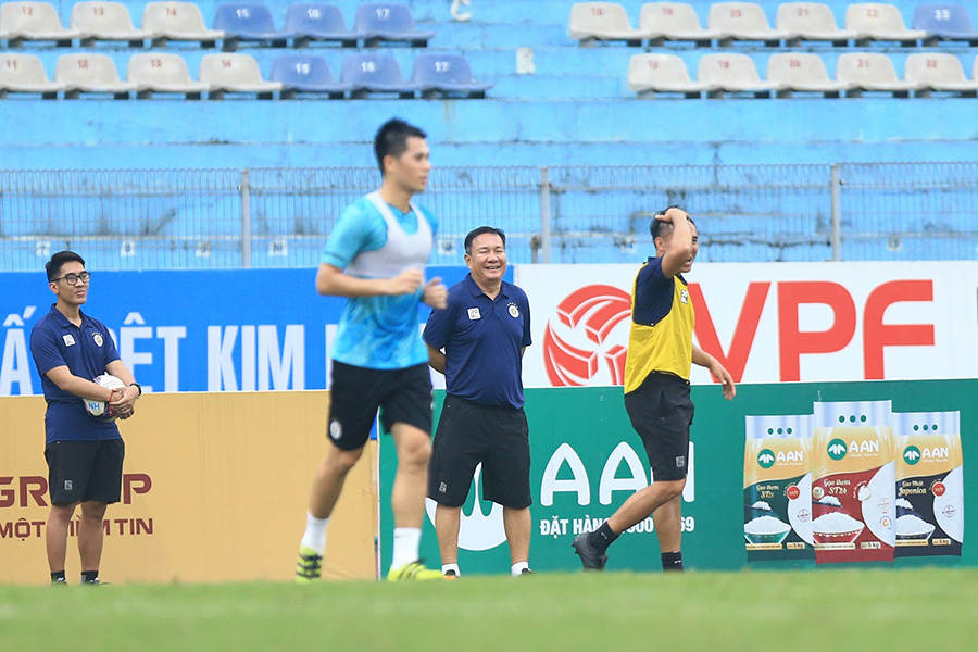 HLV Hoàng Văn Phúc ra mắt, Hà Nội quyết đấu Viettel trận derby