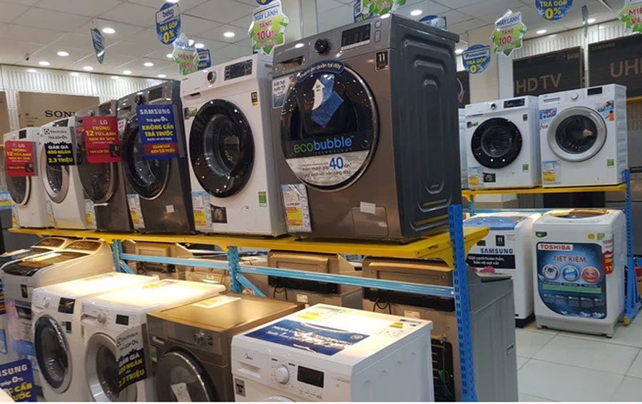 Máy giặt lồng ngang giảm giá không phanh đầu hè, có mẫu chỉ 5,3 triệu đồng