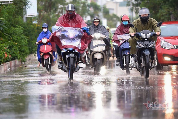 Dự báo thời tiết 7/4: Mưa chưa ngừng nghỉ ở miền Bắc