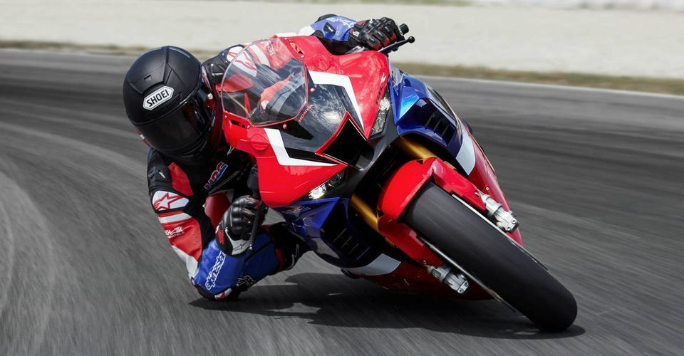 Top 5 mẫu mô tô phù hợp cho người chơi mới nhập môn