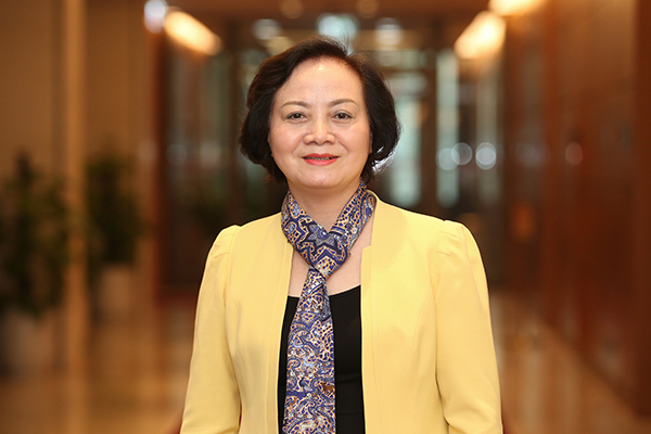 Pham Thi Thanh Tra, the only woman among newly-elected cabinet members