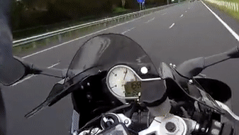 Khoe chạy mô tô 201 km/h, nam thanh niên nhận 'án phạt