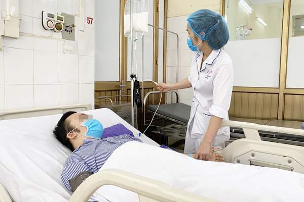 Nam sinh 19 tuổi 3 lần phẫu thuật do ung thư di căn