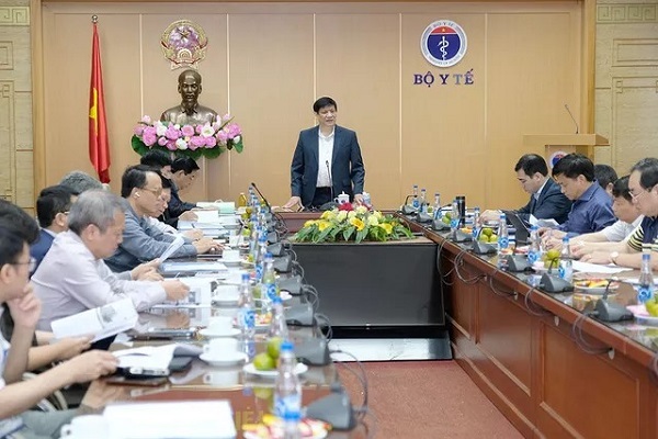 Bộ Y tế đặt mục tiêu triển khai đặt lịch khám chữa bệnh trực tuyến toàn quốc từ 1/7