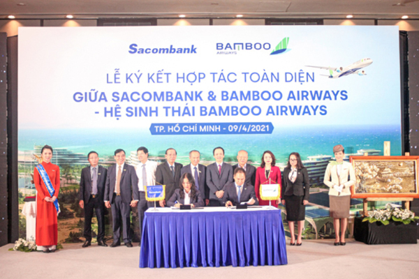 Sacombank và Bamboo Airways bắt tay hợp tác toàn diện