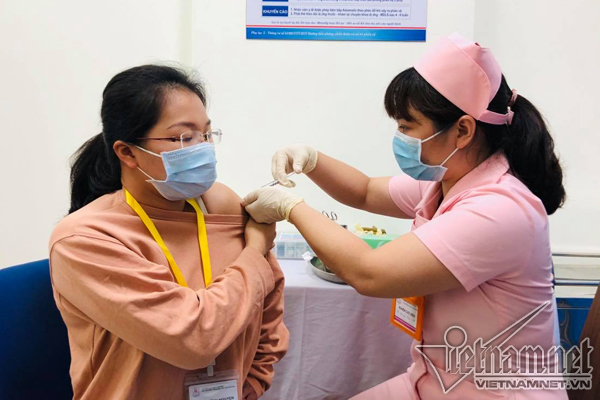 Vắc xin Covivac tiêm loạt cuối thử nghiệm giai đoạn 1