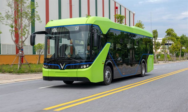 HCM City gets green light to trial electric buses