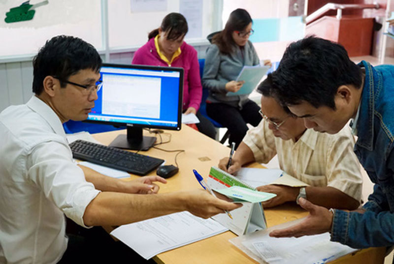 Công chức, viên chức bị tinh giản biên chế được hưởng chế độ ra sao?