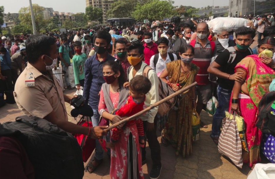 'Sóng thần' Covid-19 nhấn chìm Ấn Độ, Đan Mạch nói không với AstraZeneca