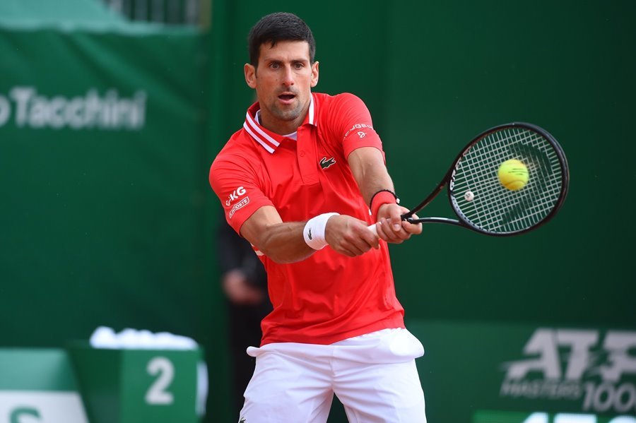 Djokovic thua sốc ở vòng 3 Monte Carlo 2021