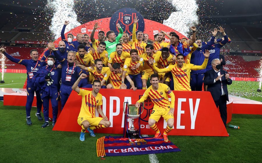 Messi lập cú đúp, Barca lần thứ 31 đoạt Cúp Nhà vua