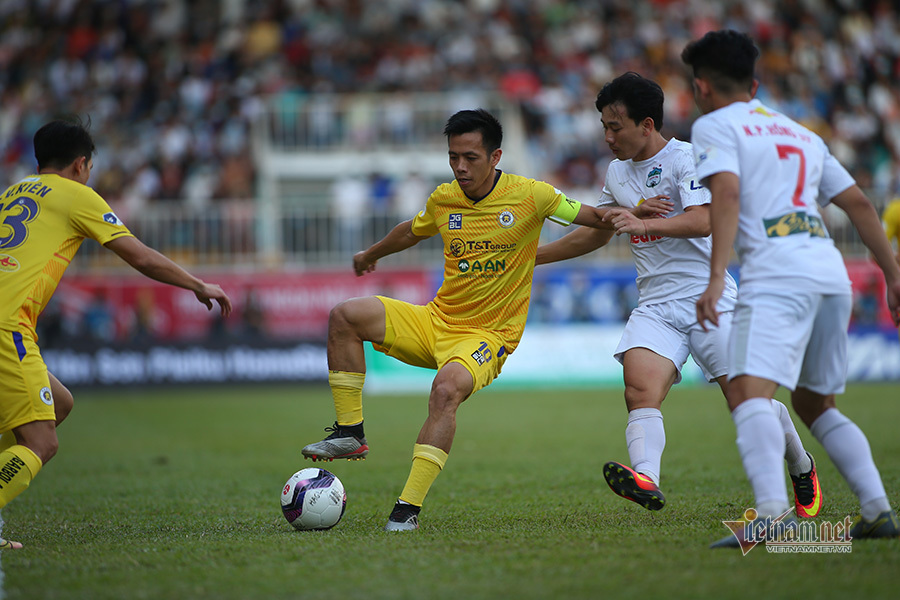 Soi kèo phạt góc WS Wanderers vs Central Coast Mariners, 16h05 ngày 13/4