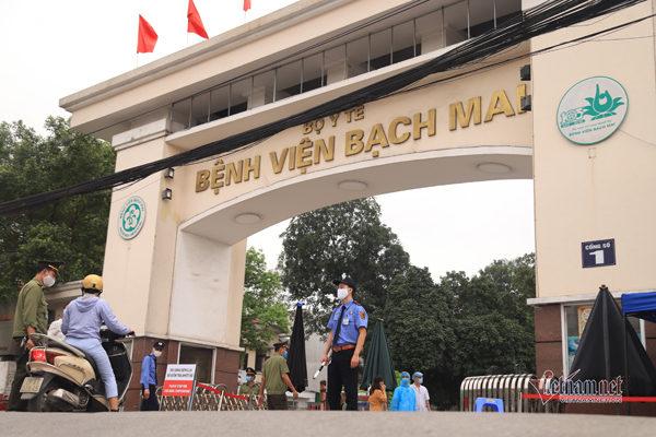 Bach Mai Hospital: staffers’ departure is the price of reshuffling