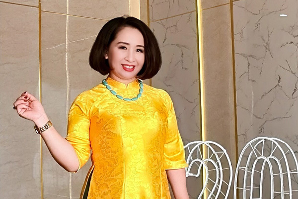 Nghệ sĩ Hoàng Hiền được nhận danh hiệu Nhà giáo Ưu tú