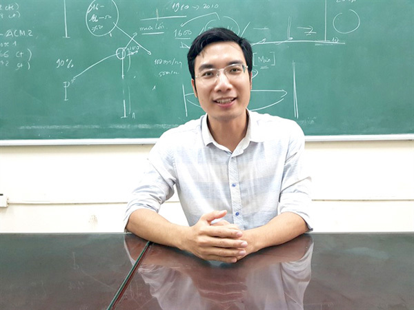 Young lecturer is passionate about forecasting the weather