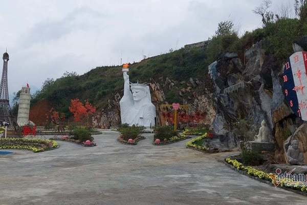 Tượng nữ thần tự do ở Sa Pa dự định sửa thành người đàn ông H'Mông cầm khèn
