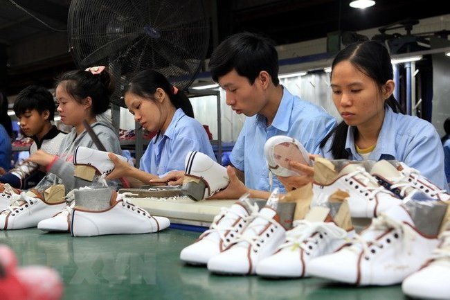 VIETNAM BUSINESS NEWS APRIL 23