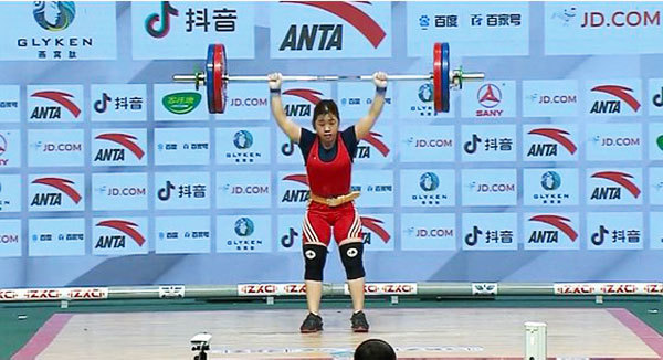Weightlifter Duyen wins Vietnam's first international medal of year