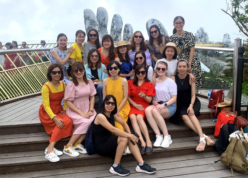 30/4-1/5: Dân đổ xô đi du lịch, nhiều công ty tour khóa sổ