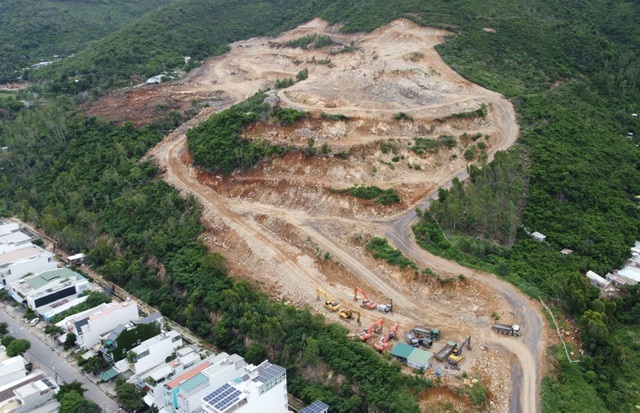 Construction suspended at controversial urban project in Nha Trang