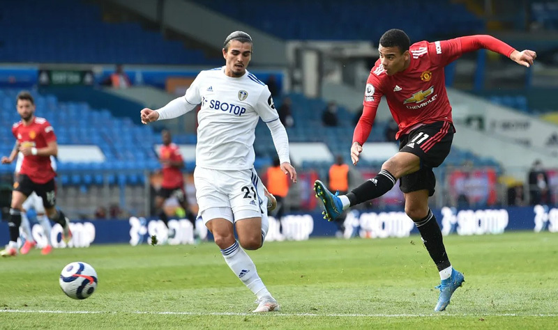 MU chia điểm với Leeds trên sân khách