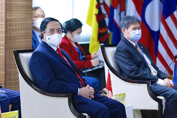 Thủ tướng dự hội nghị ASEAN: Khẳng định đường lối đối ngoại của Đại hội 13